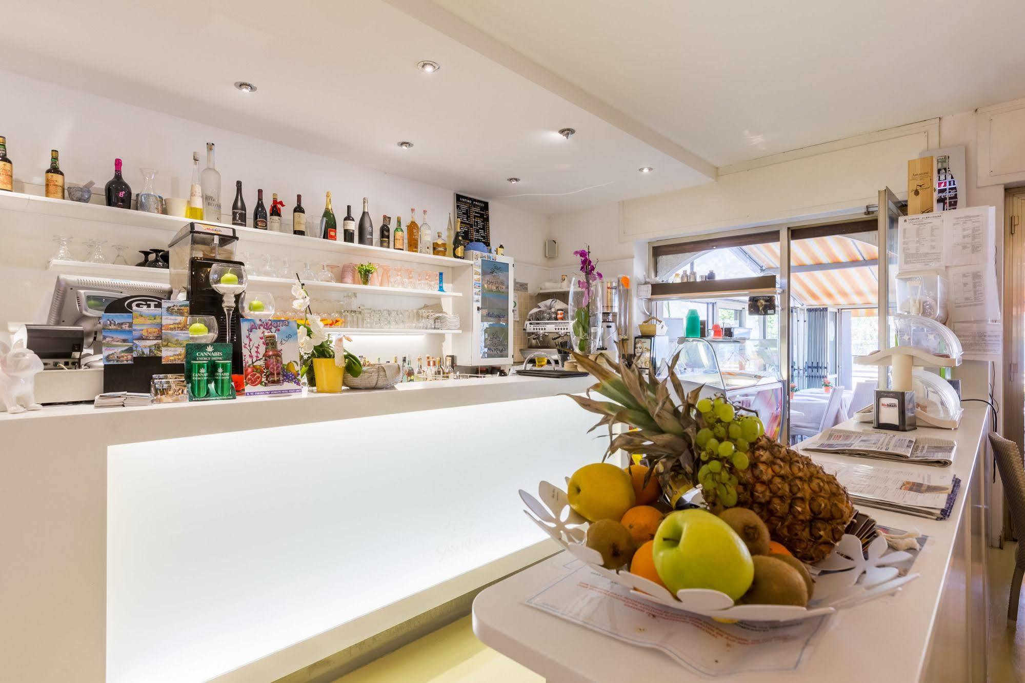 Albergo San Remo มัลเชซิเน ภายนอก รูปภาพ